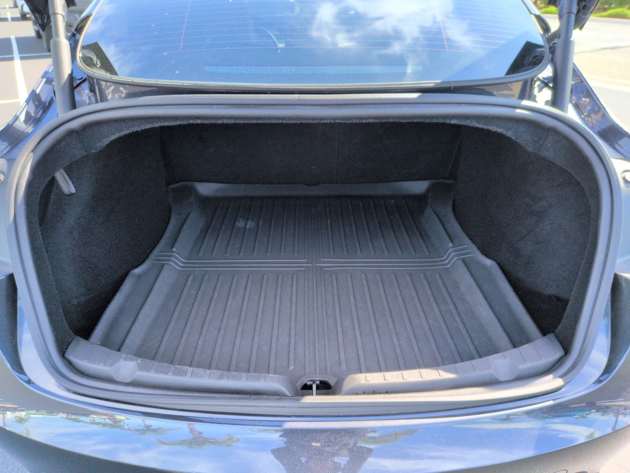 Used 2024 Tesla Model 3 image 32