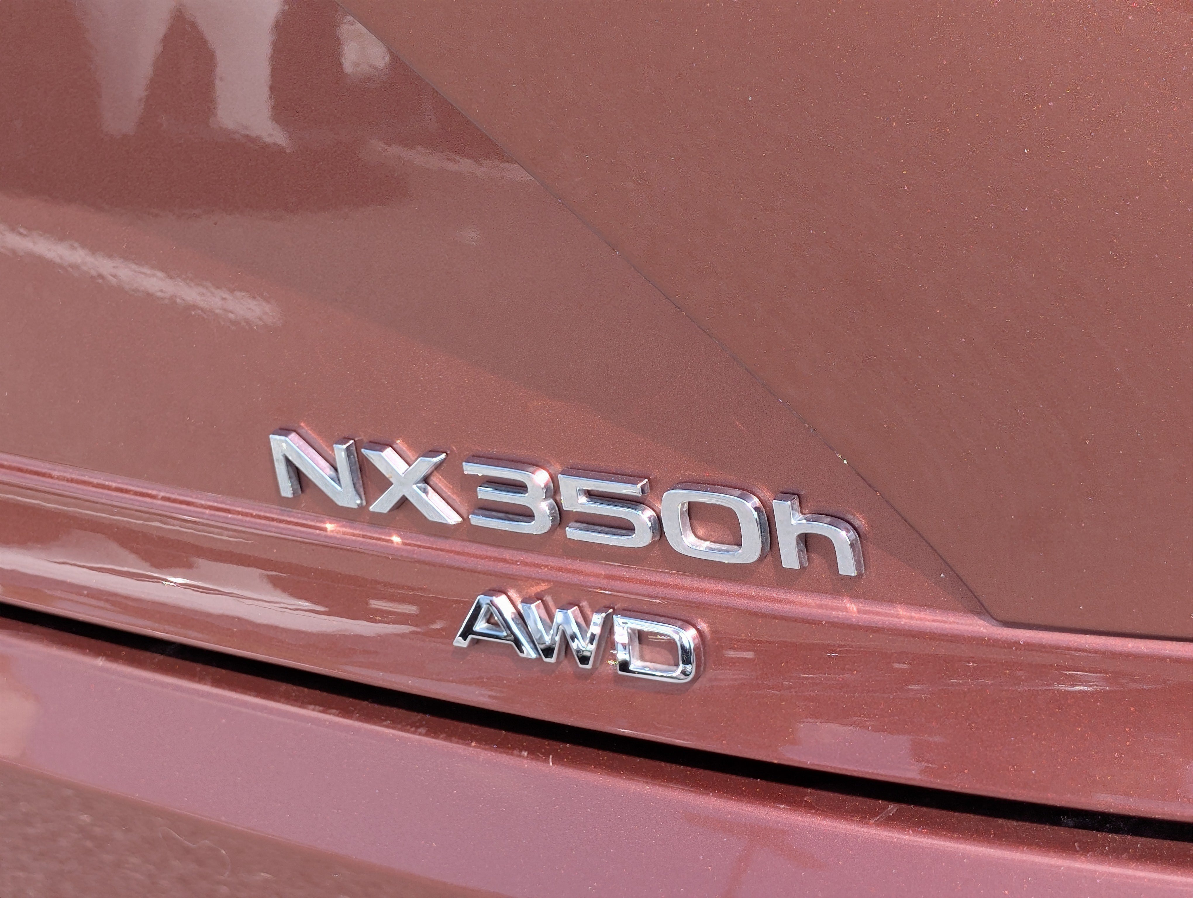Certified 2025 Lexus NX 350h AWD w/ Cold Area Package image 9