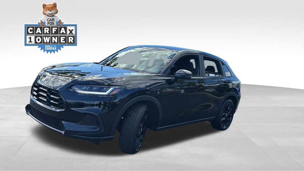 Used 2023 Honda HR-V Sport image 3