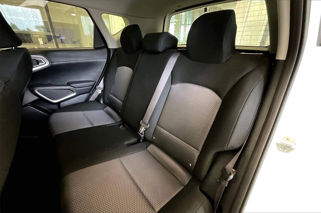 Used 2024 Kia Soul LX w/ Option Group 015 image 27