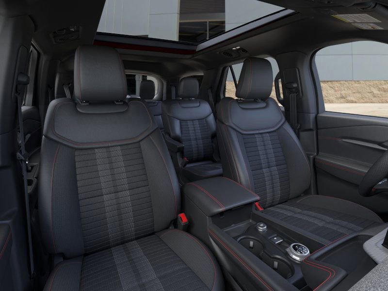 New 2026 Ford Explorer ST-Line w/ ST-Line Street Pack image 10