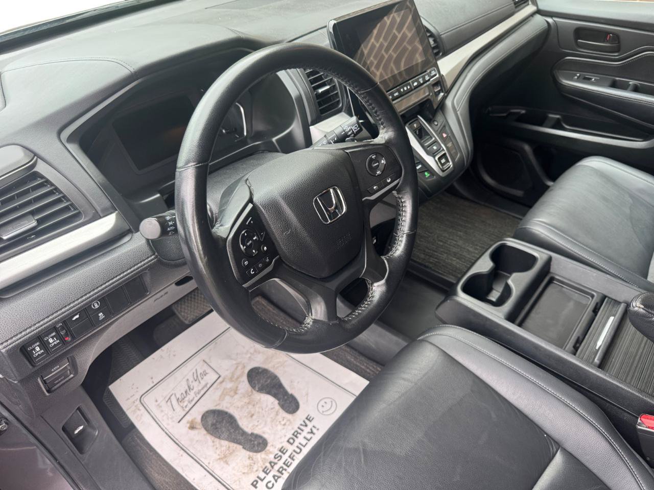Used 2023 Honda Odyssey EX-L image 3