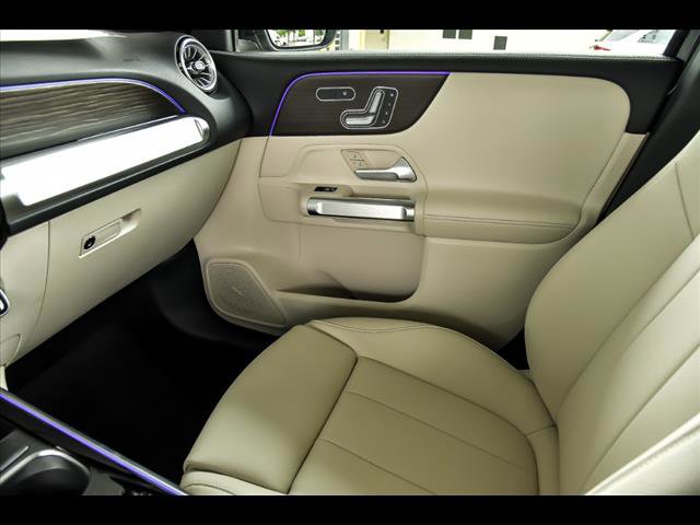 New 2025 Mercedes-Benz GLB 250 4MATIC image 22