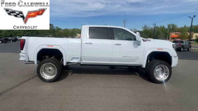Used 2026 GMC Sierra 2500 Denali w/ Denali Reserve Package image 9