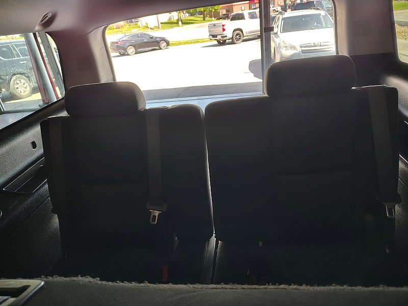 Used 2012 Chevrolet Suburban 2500 LS w/ Convenience Package 1 AWD/4WD image 16