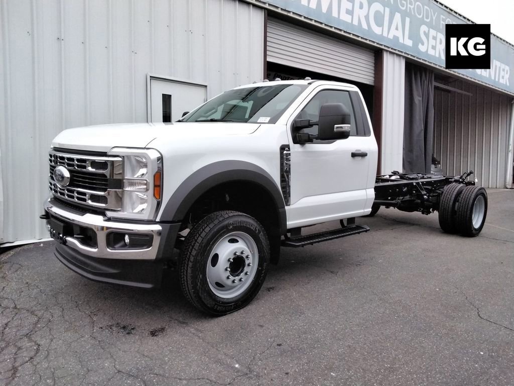New 2025 Ford F550 2WD Regular Cab Super Duty