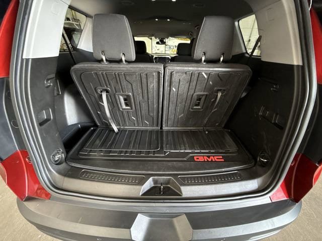 Used 2023 GMC Acadia SLE w/ Driver Convenience Package AWD/4WD image 27