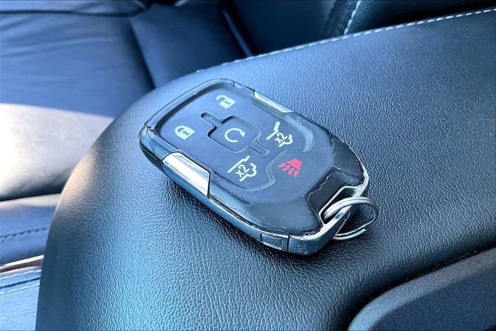 Used 2017 Chevrolet Suburban LT AWD/4WD image 10