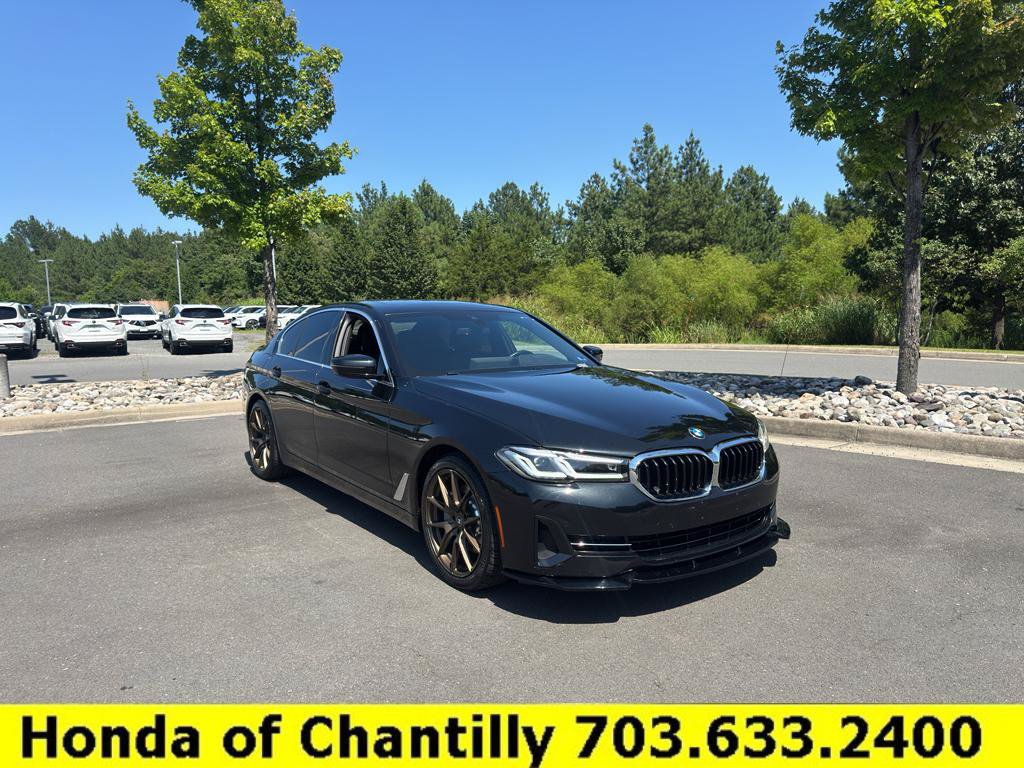 Used 2022 BMW 530i xDrive w/ Premium Package AWD/4WD image 1