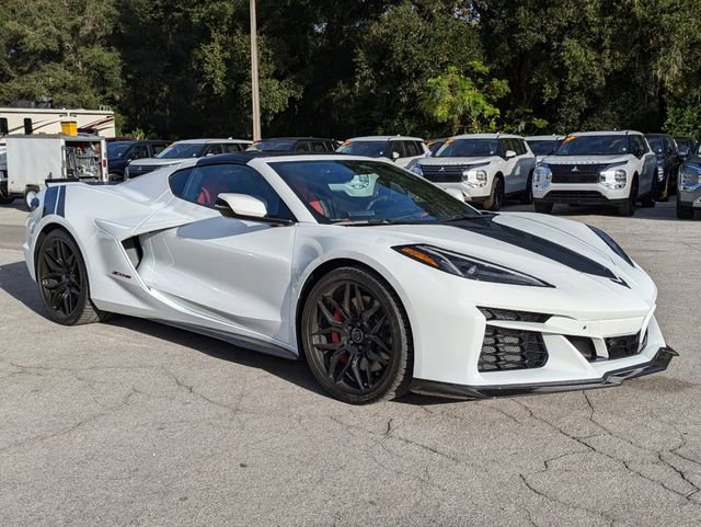 Used 2024 Chevrolet Corvette Z06 image 2