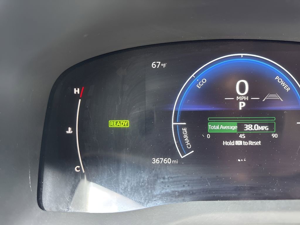 Used 2025 Toyota Camry SE FWD image 23