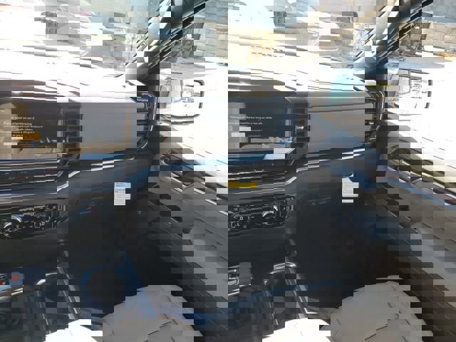 New 2026 GMC Sierra 1500 SLT image 17