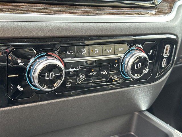 New 2026 GMC Sierra 1500 Elevation w/ LPO, Elevation Black Package image 12