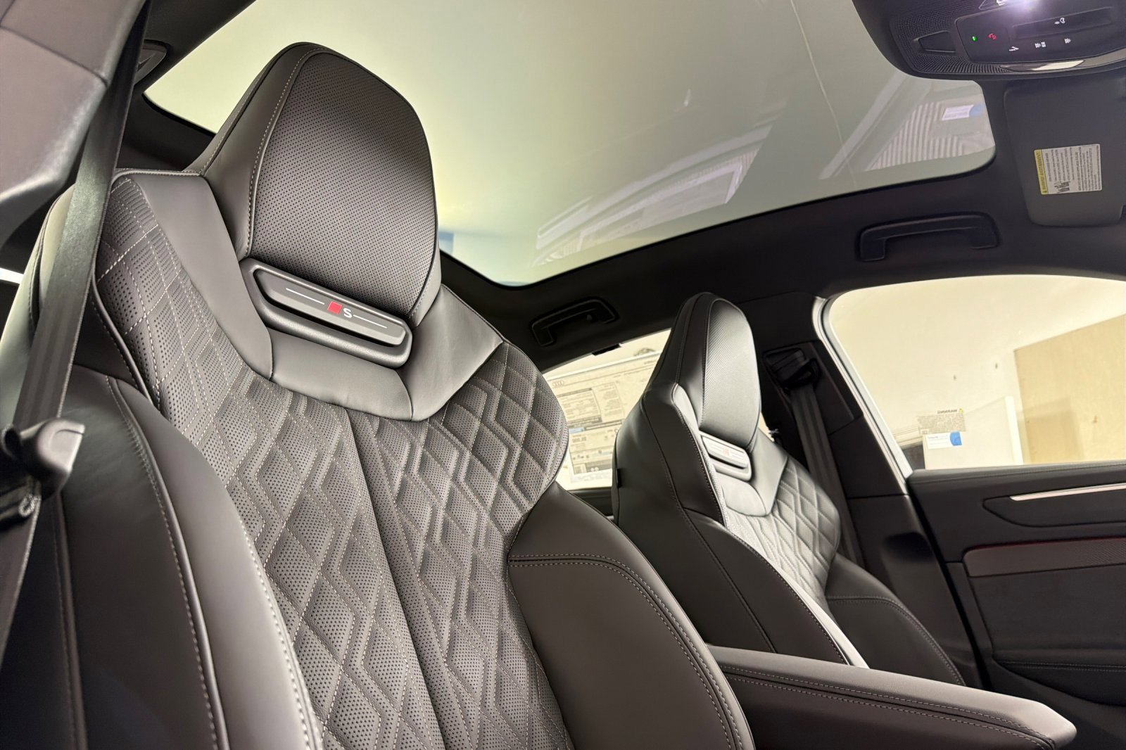 New 2026 Audi A6 Prestige image 15