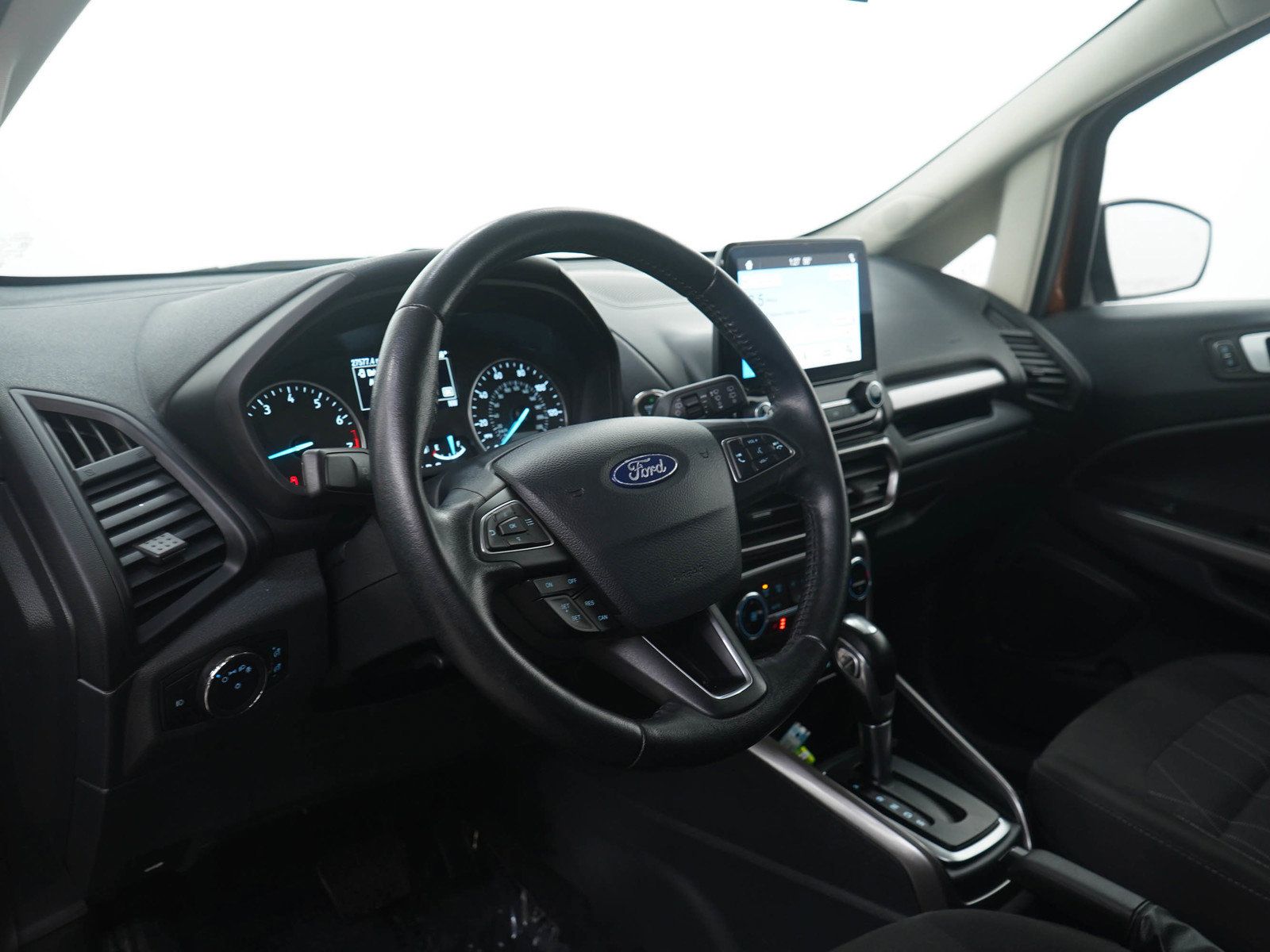 Used 2019 Ford EcoSport SE w/ SE Convenience Package image 18