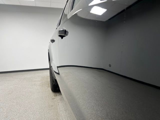 Used 2023 GMC Sierra 1500 Elevation image 11