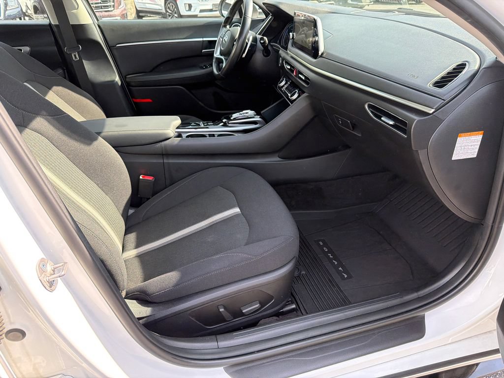 Used 2023 Hyundai Sonata SEL w/ Cargo Package FWD image 13