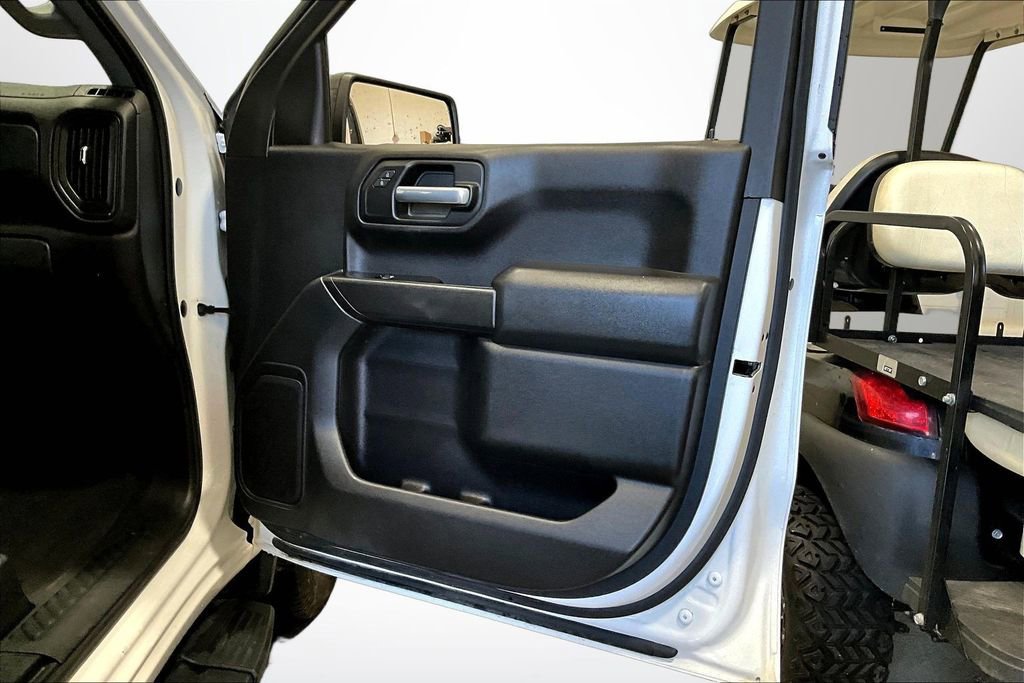 Used 2019 Chevrolet Silverado 1500 Custom Trail Boss w/ Custom Convenience Package AWD/4WD image 27