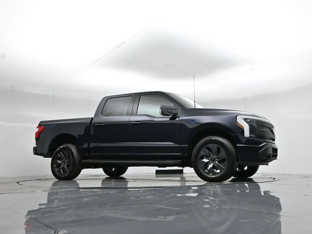 New 2025 Ford F150 Lightning Flash image 3