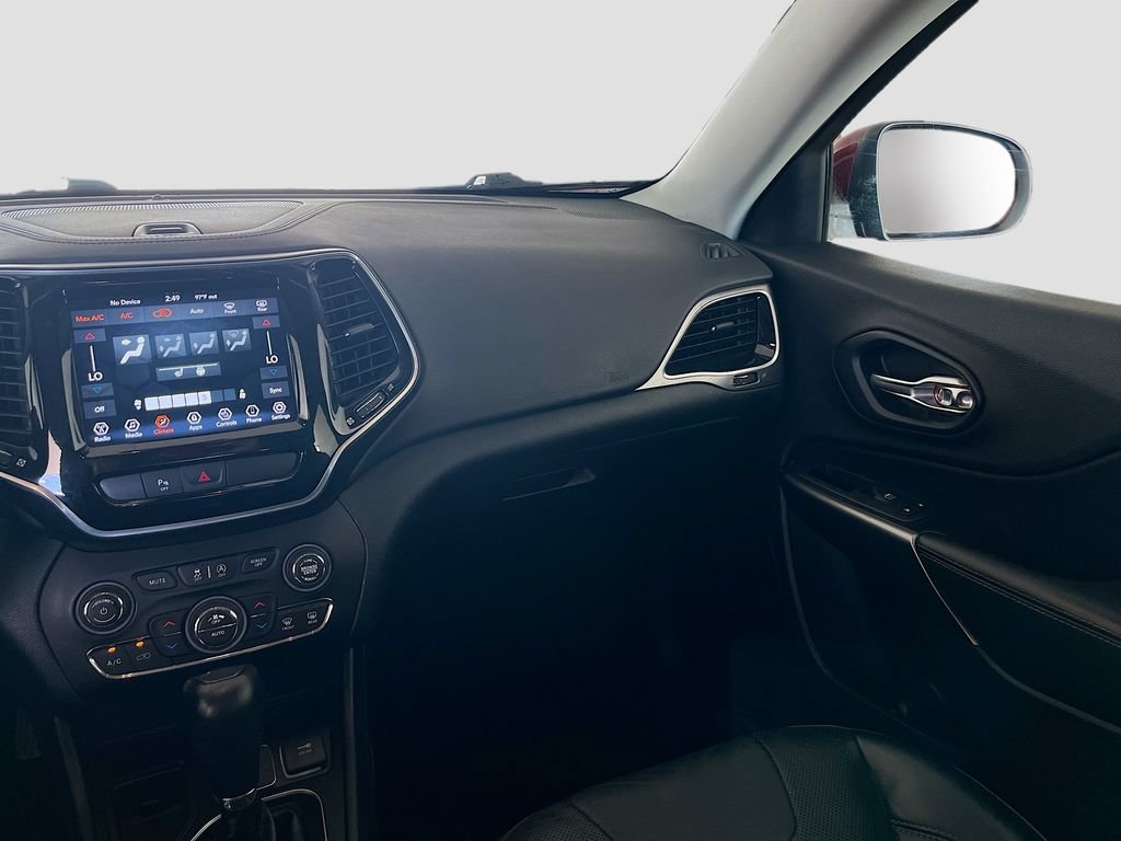 Used 2020 Jeep Cherokee Limited FWD image 23