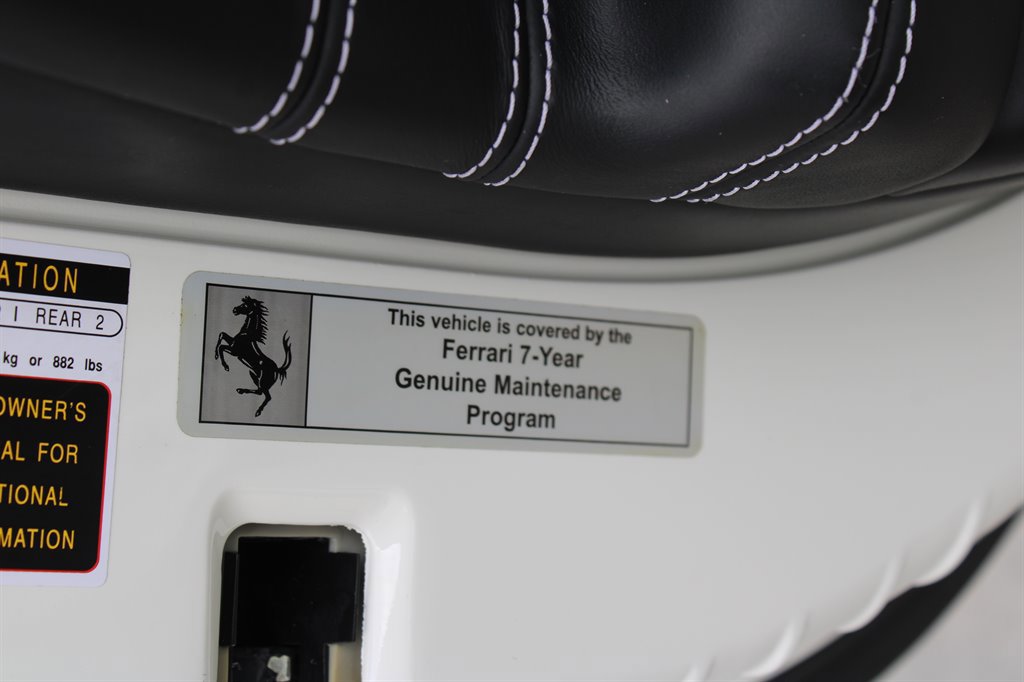 Used 2015 Ferrari California T RWD image 54