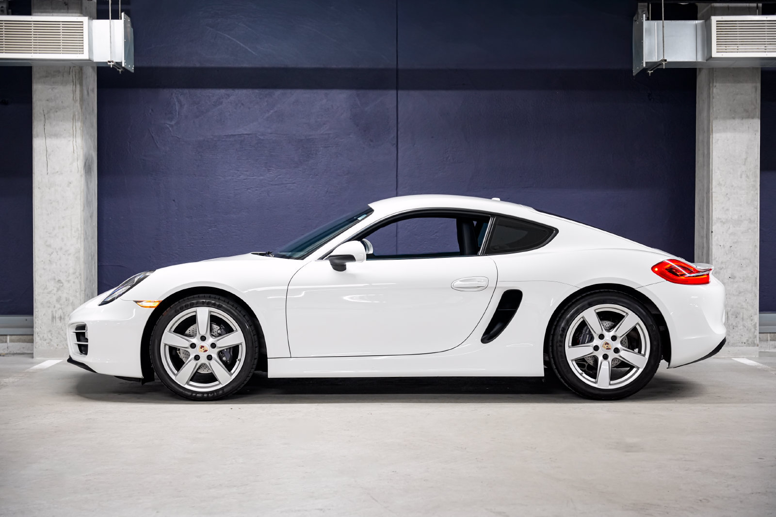 Used 2014 Porsche Cayman RWD image 7