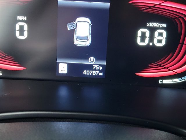 Used 2023 Kia Soul LX w/ Option Group 015 FWD image 29