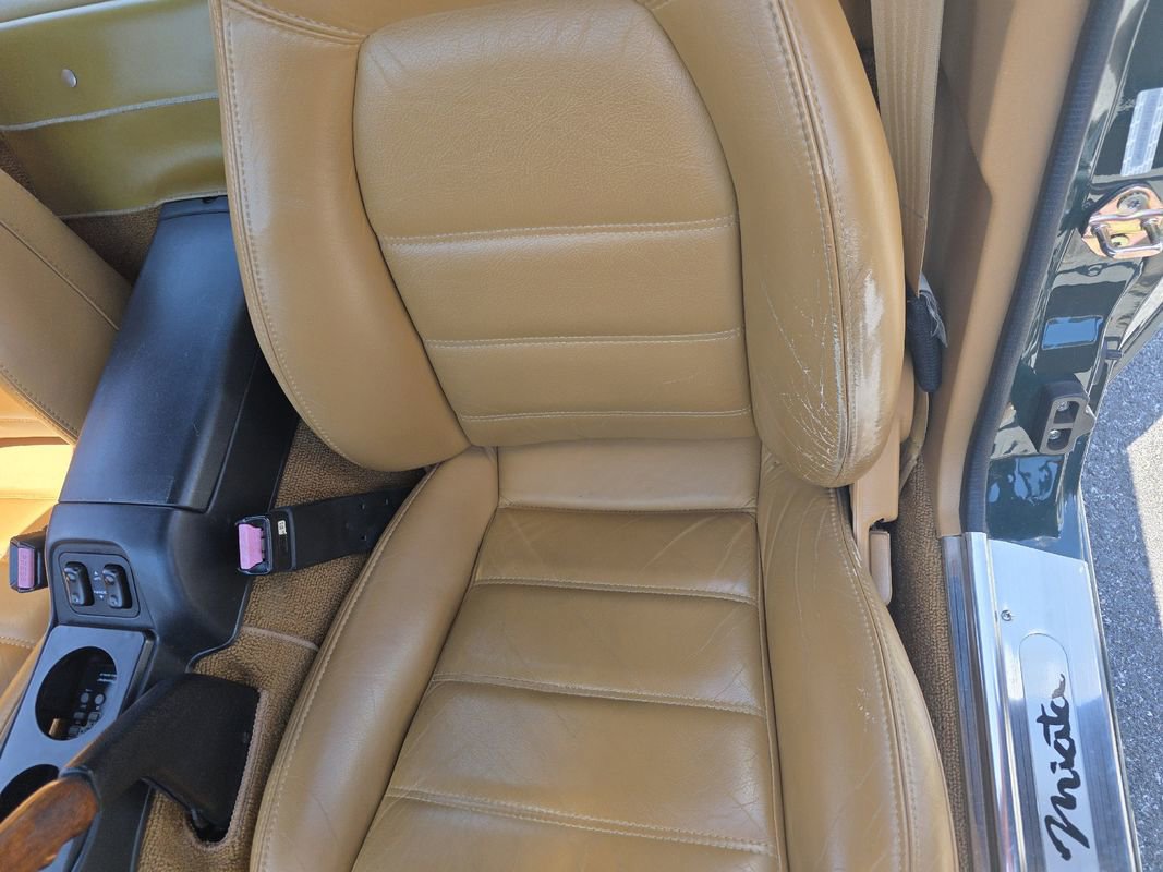 Used 1991 MAZDA MX-5 Miata RWD image 11