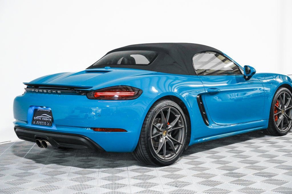 Used 2018 Porsche 718 Boxster S image 5