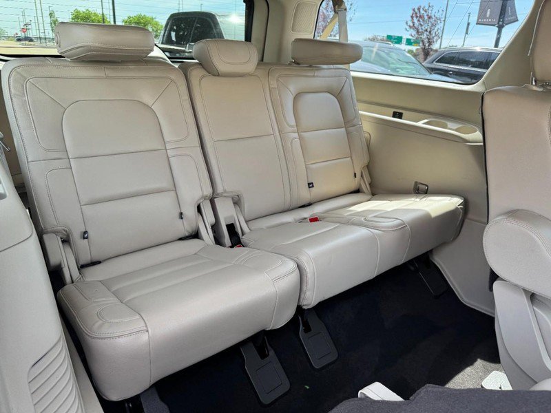 Used 2018 Lincoln Navigator L Reserve w/ Technology Package image 14