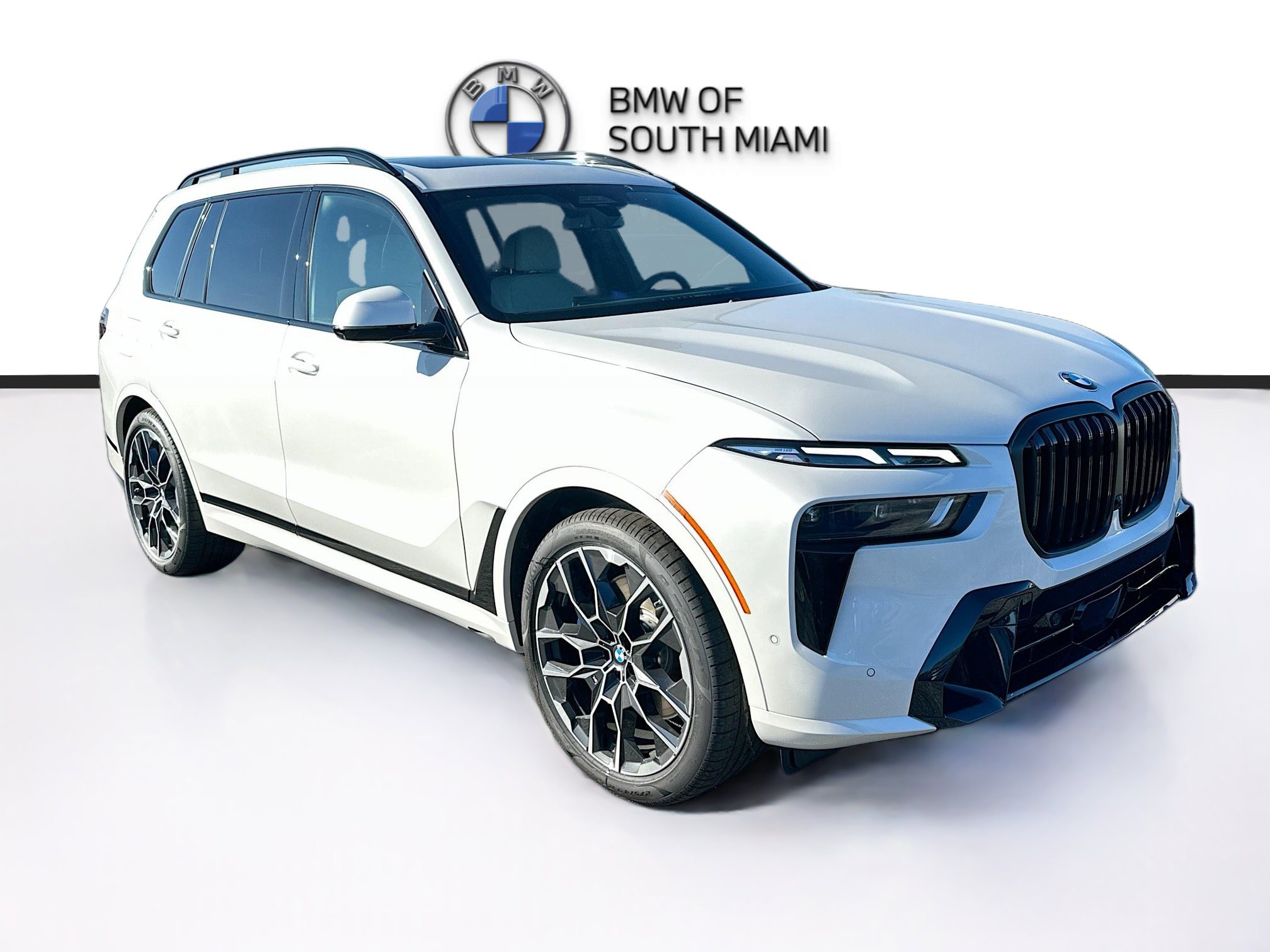 New 2026 BMW X7 xDrive40i w/ M Sport Package