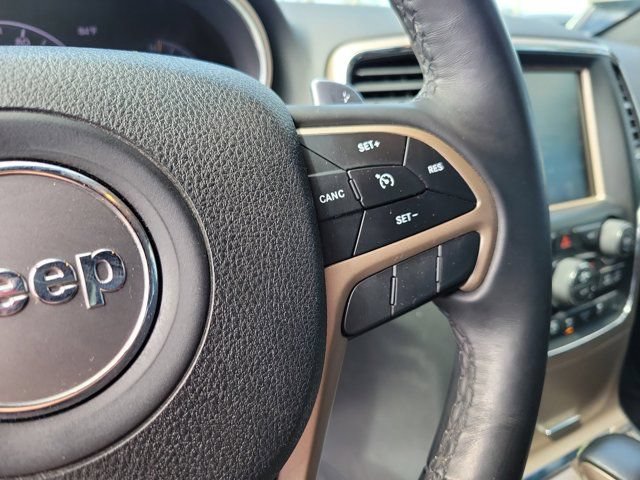 Used 2017 Jeep Grand Cherokee Laredo w/ Quick Order Package 23E AWD/4WD image 25