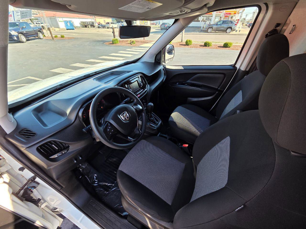 Used 2019 RAM ProMaster City Tradesman image 10