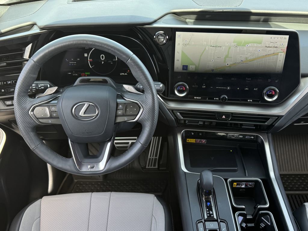 Used 2025 Lexus TX 500h AWD w/ Technology Package image 12