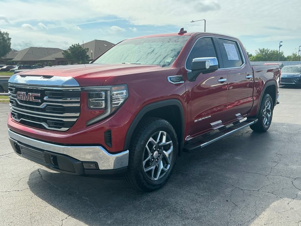 Used 2023 GMC Sierra 1500 SLT w/ SLT Premium Package AWD/4WD image 13