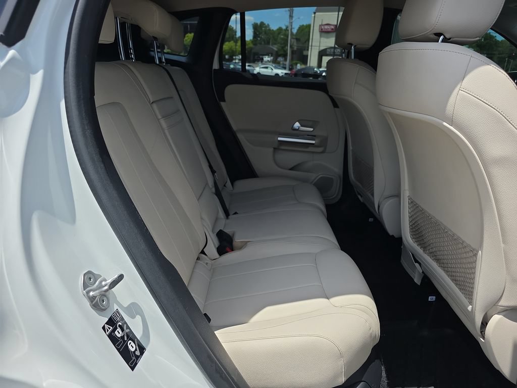 Certified 2022 Mercedes-Benz GLA 250 4MATIC image 14