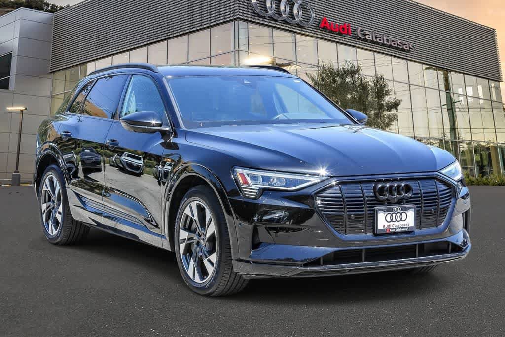 Used 2023 Audi e-tron Premium w/ Convenience Plus Package AWD/4WD image 5