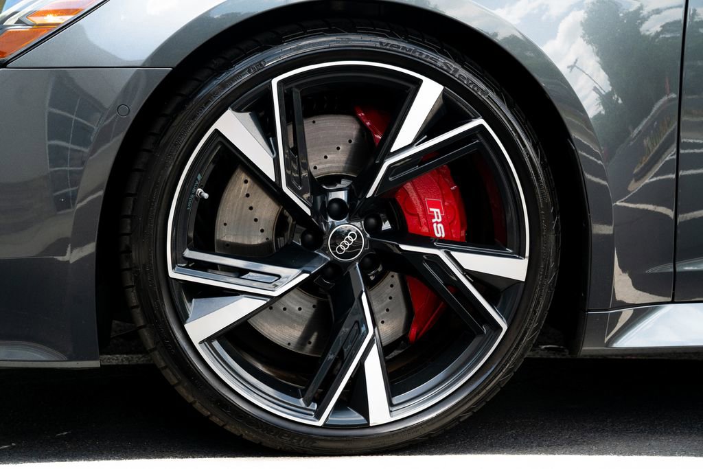 Used 2022 Audi RS 6 w/ Executive Package AWD/4WD image 26