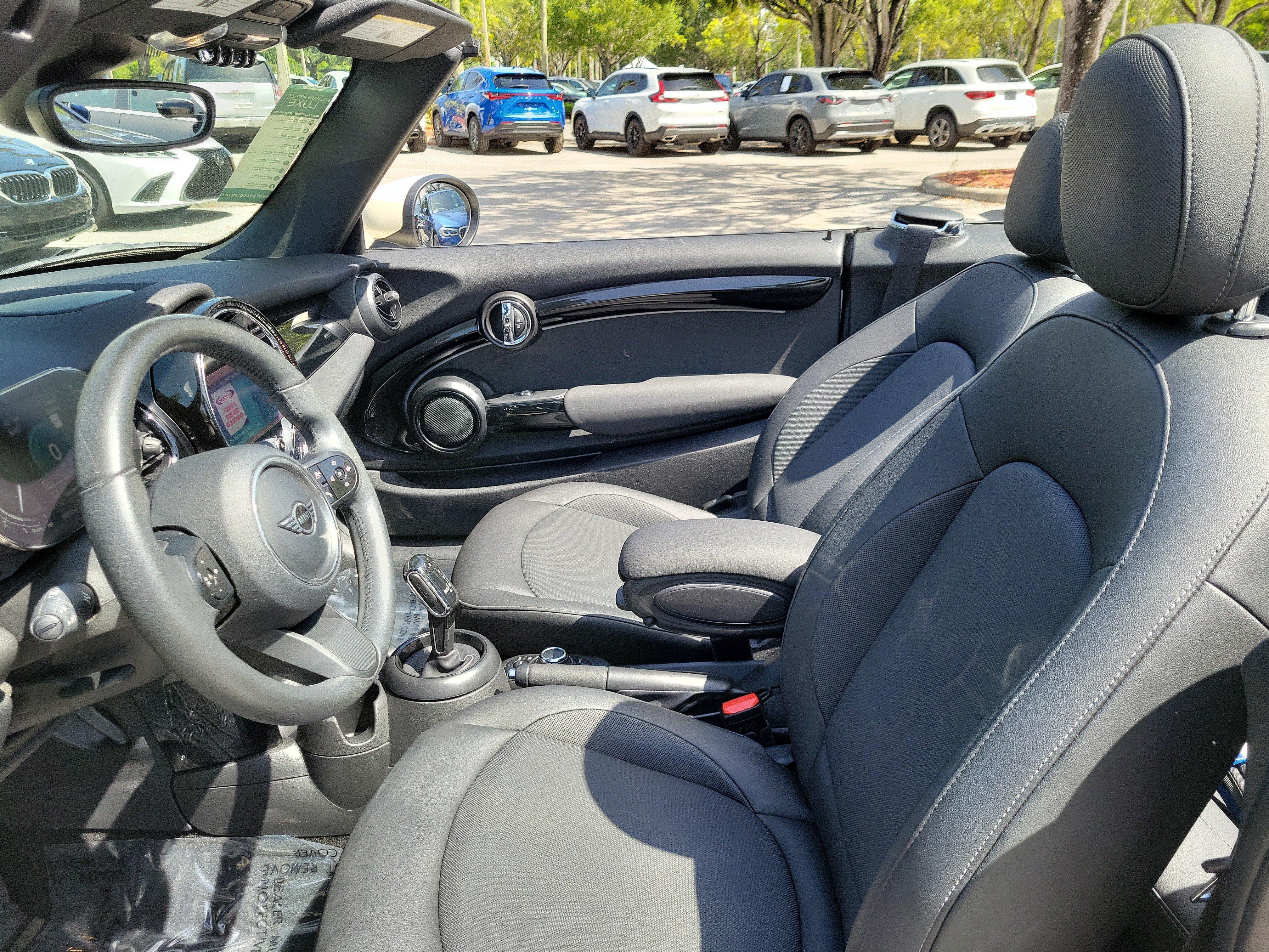 Certified 2023 MINI Cooper Convertible FWD image 9