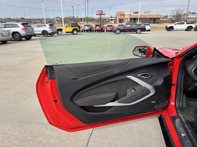 Used 2021 Chevrolet Camaro ZL1 image 10