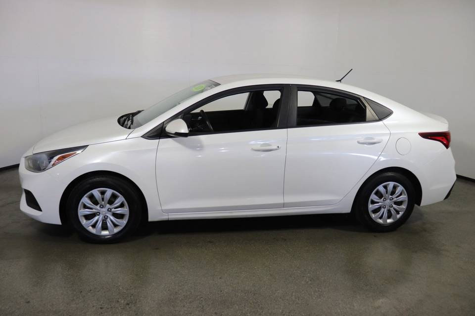 Used 2020 Hyundai Accent SEL image 6