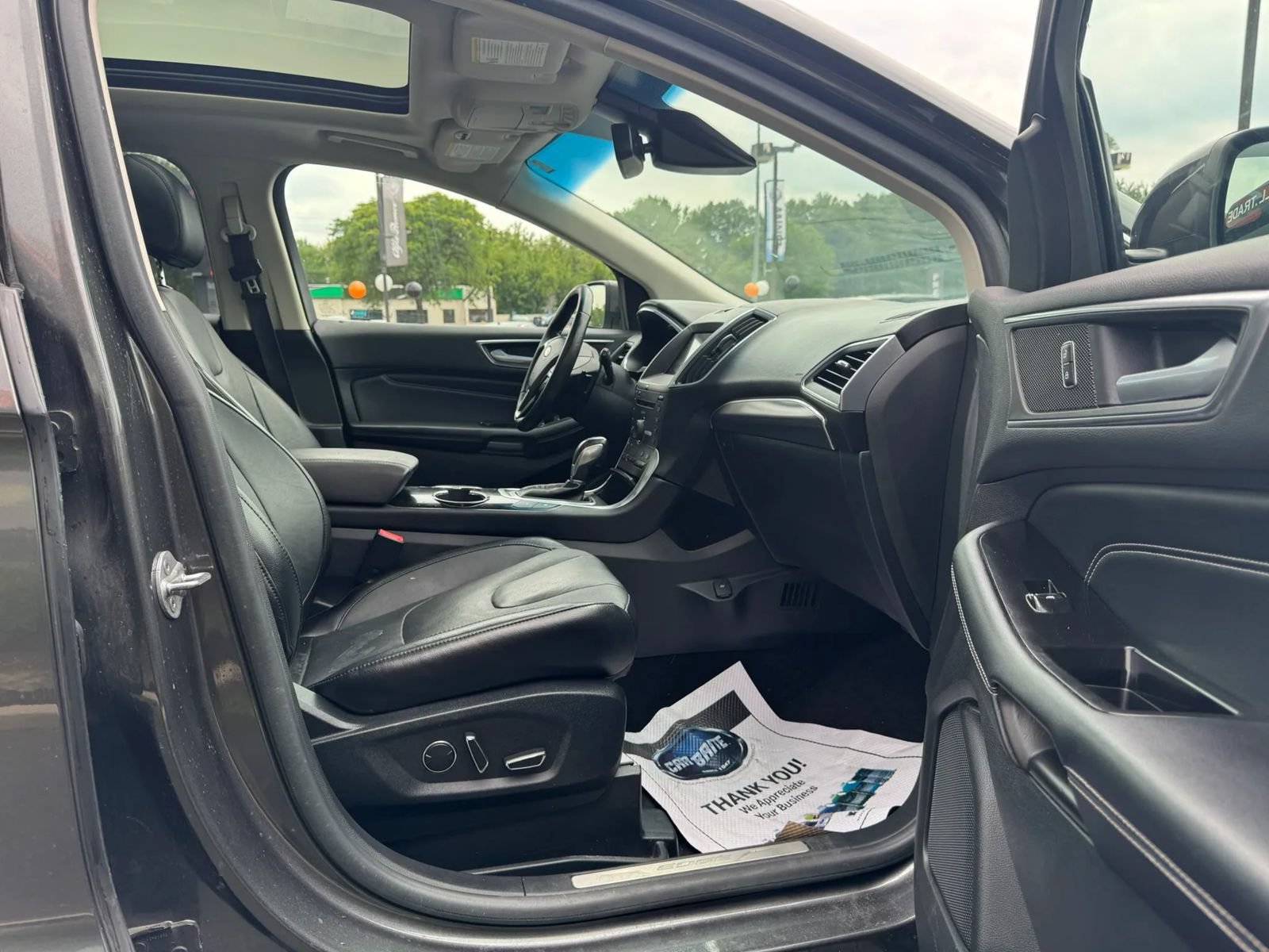 Used 2016 Ford Edge Titanium w/ Equipment Group 302A AWD/4WD image 13