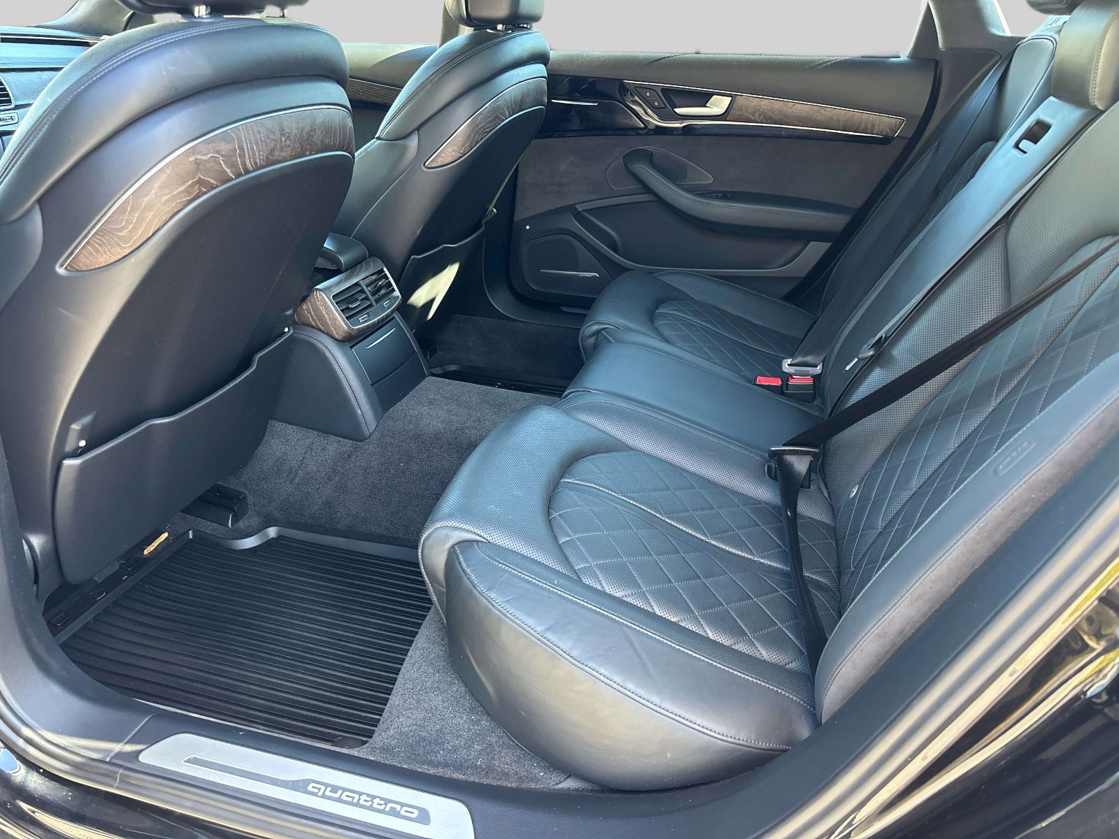 Used 2015 Audi A8 L 3.0T w/ Premium Package AWD/4WD image 6