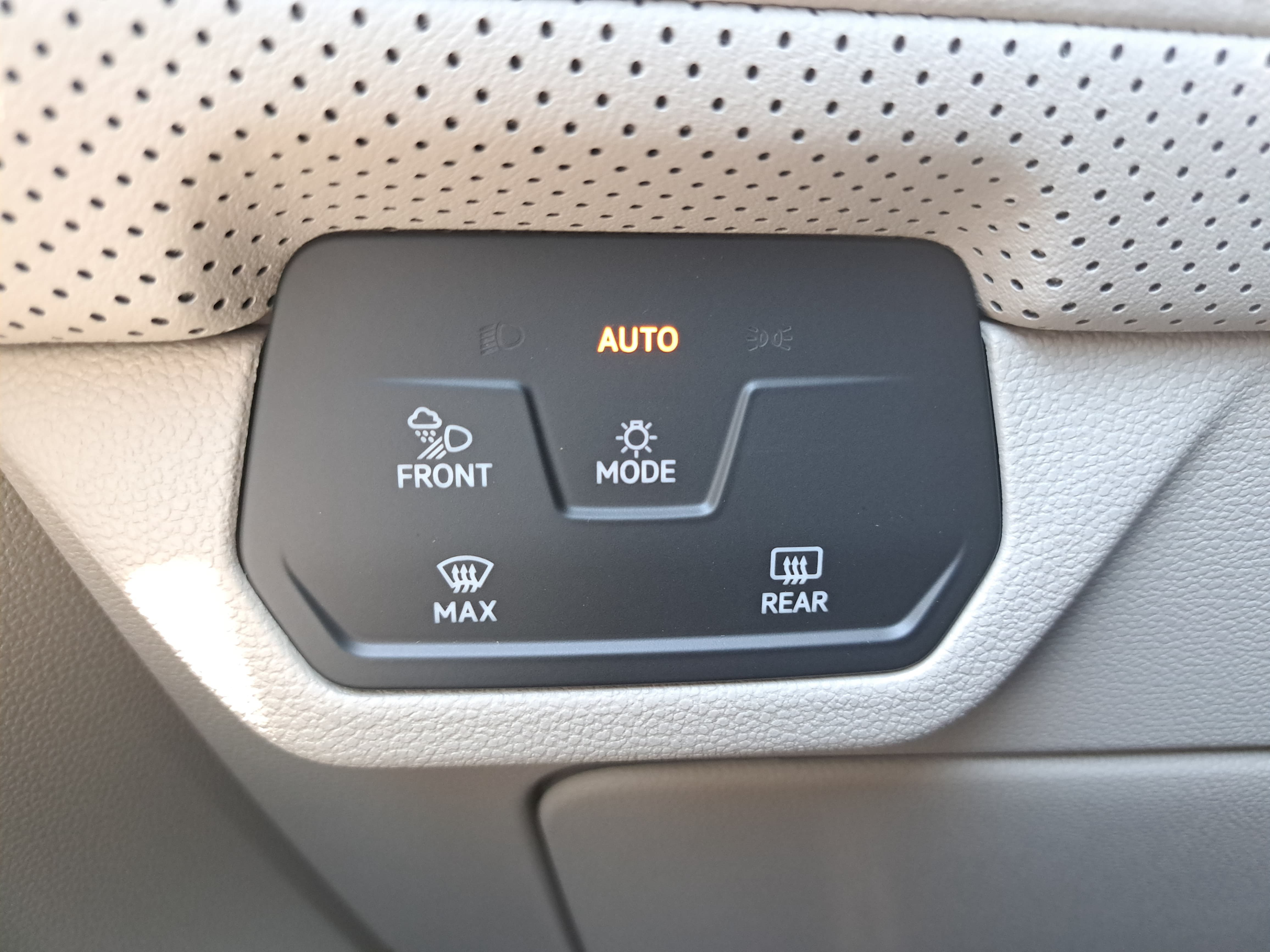 New 2026 Volkswagen Atlas SE AWD/4WD image 27