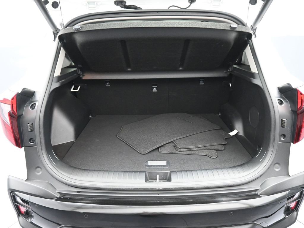 Certified 2025 Kia Seltos SX w/ SX Sunroof Package image 22