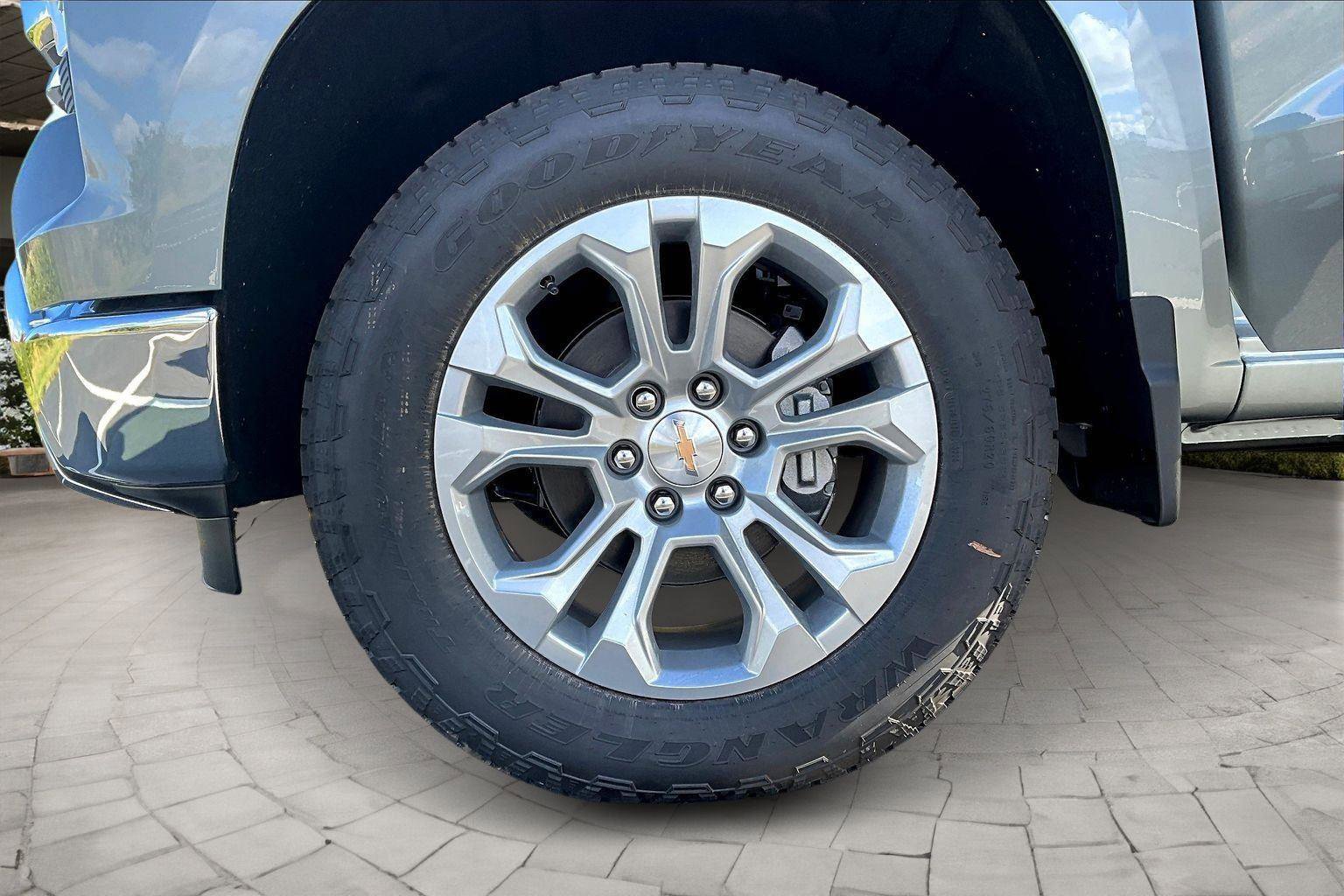 New 2026 Chevrolet Silverado 1500 LTZ image 12