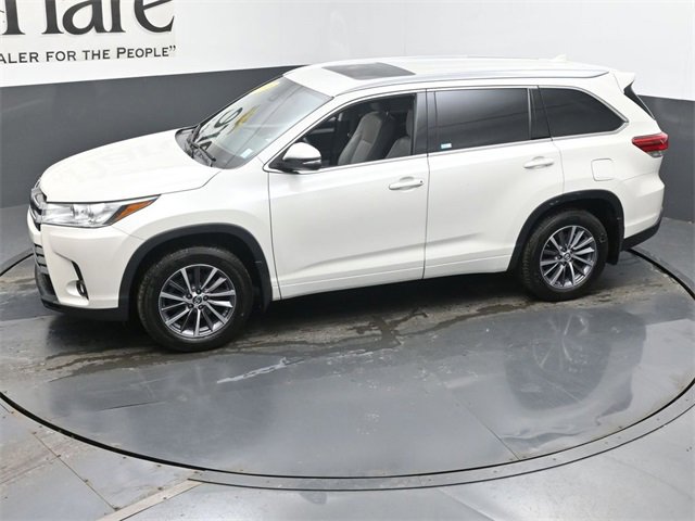 Used 2018 Toyota Highlander XLE image 57