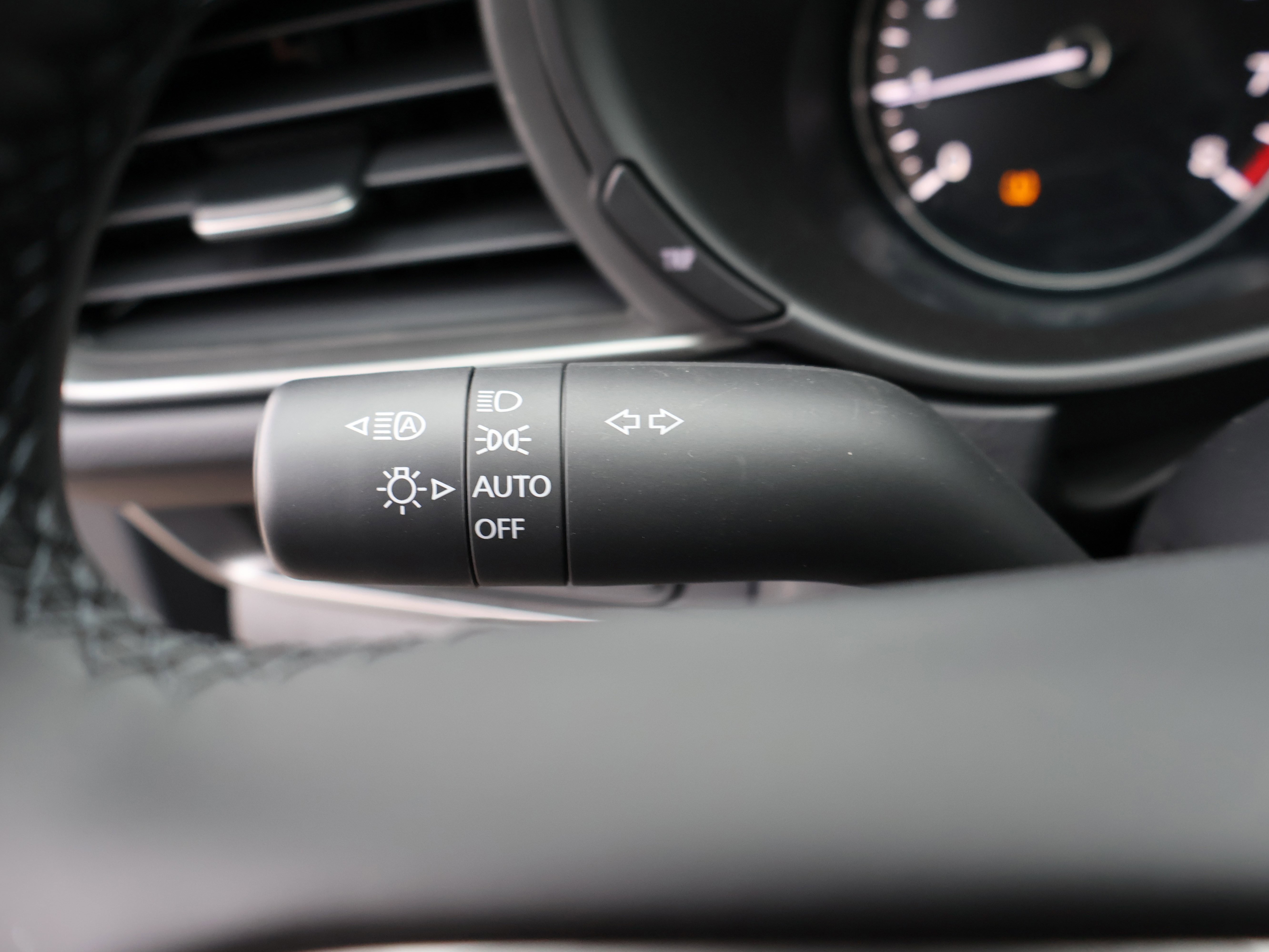 New 2026 MAZDA CX-30 AWD 2.5 S image 37