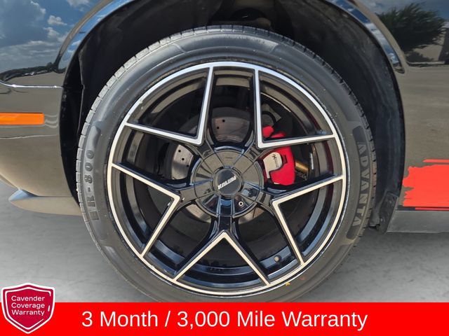 Used 2020 Dodge Challenger SXT RWD image 23