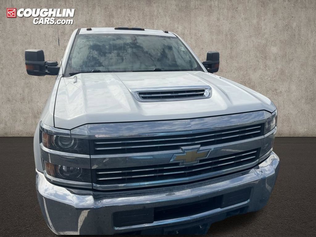 Used 2018 Chevrolet Silverado 3500 W/T w/ WT Convenience Package image 9